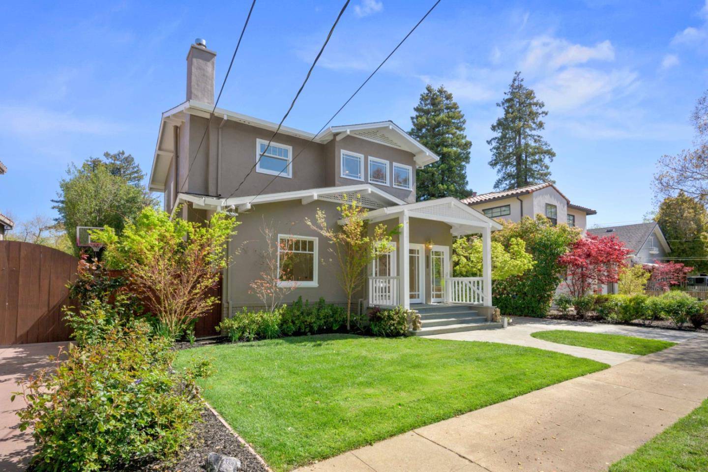 San Mateo, CA 94402,1249 Oak ST