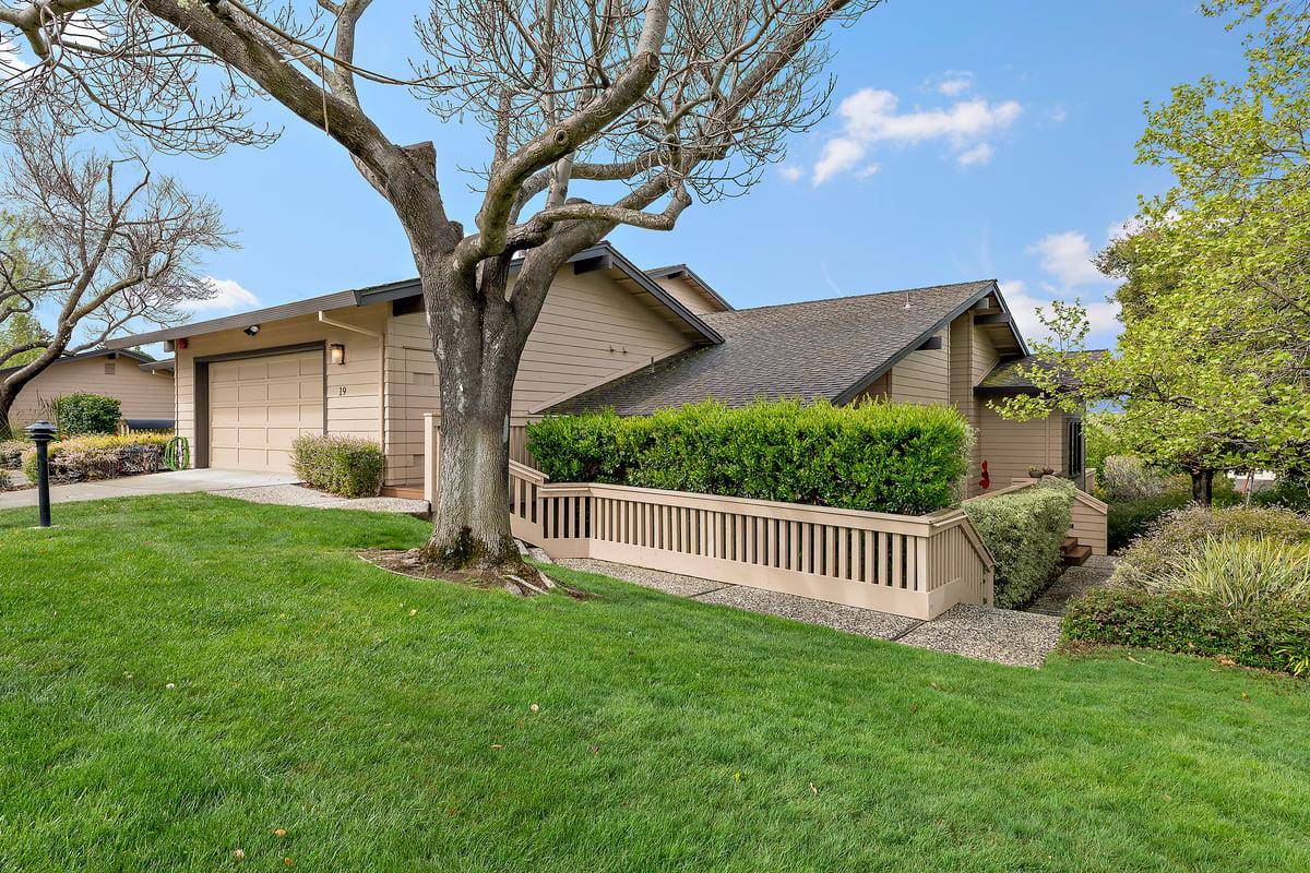 Menlo Park, CA 94025,19 Susan Gale CT