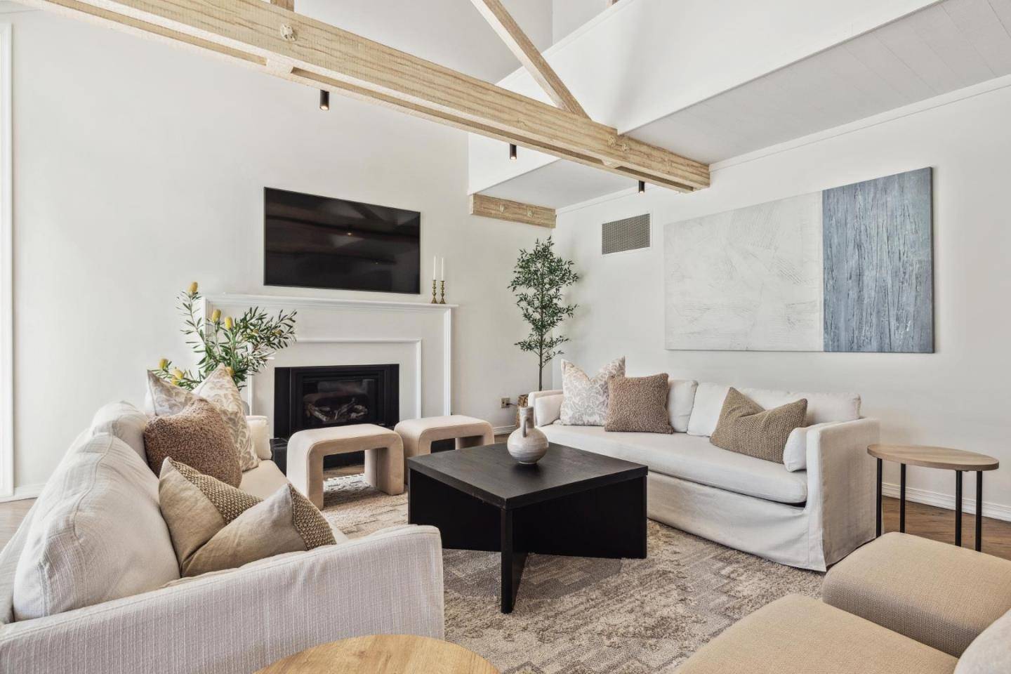Carmel, CA 93923,9504 Alder CT