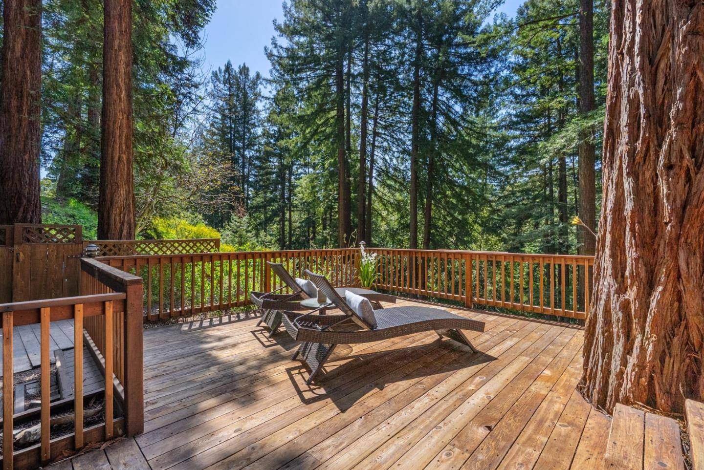 Los Gatos, CA 95033,16306 Redwood Lodge RD