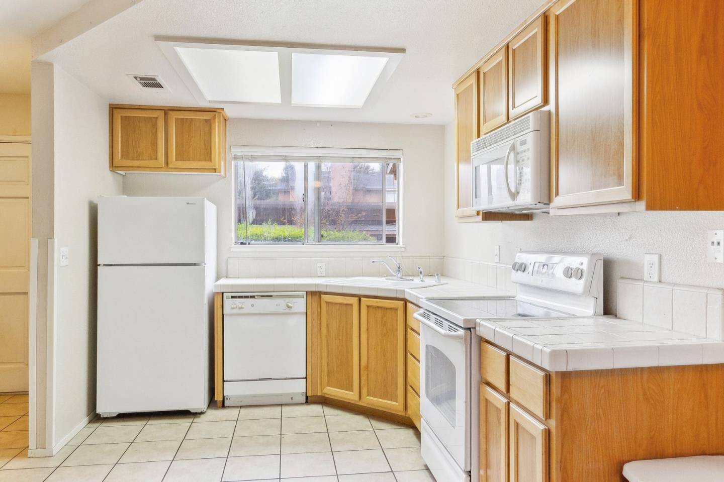 Modesto, CA 95354,565 Lincoln AVE C