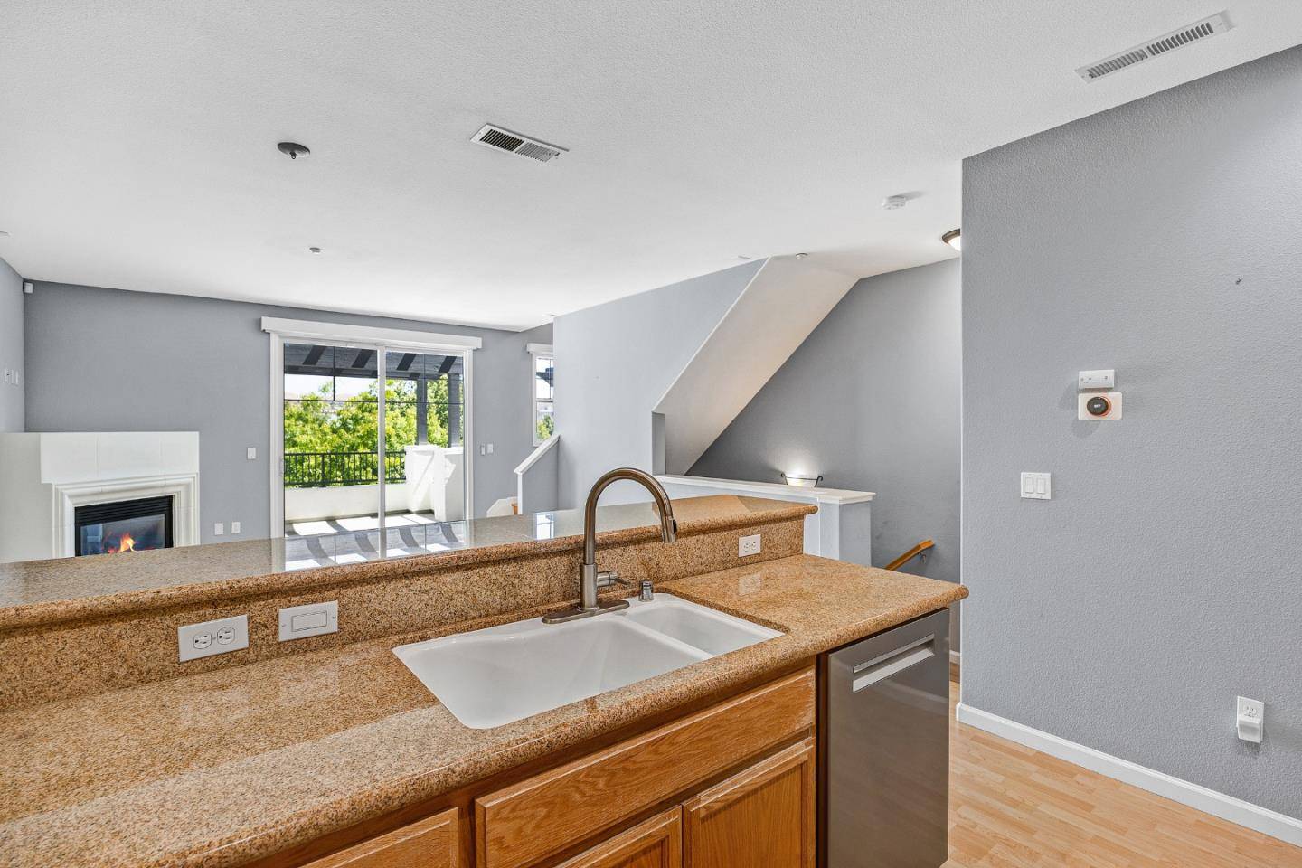 Dublin, CA 94568,3668 Finnian WAY