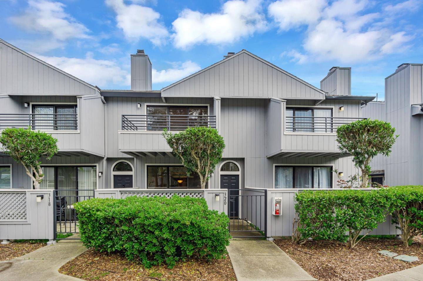 Pleasant Hill, CA 94523,320 Rock Creek WAY