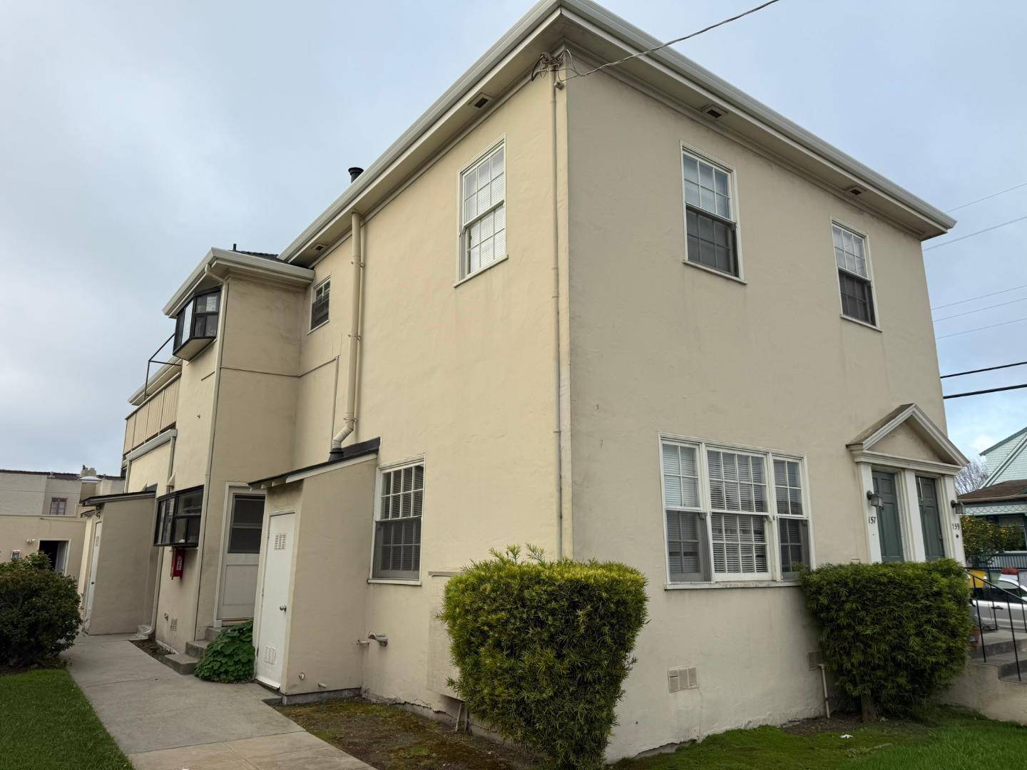 Salinas, CA 93901,61 Capitol ST