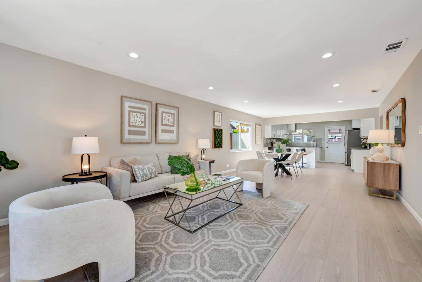 San Jose, CA 95118,3191 Arroba WAY