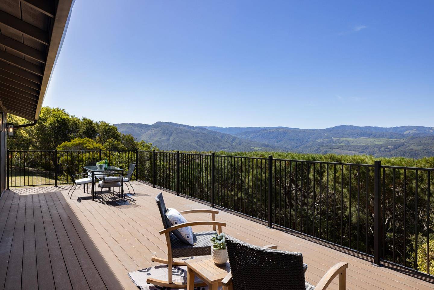 Carmel Valley, CA 93923,25450 Via Cicindela