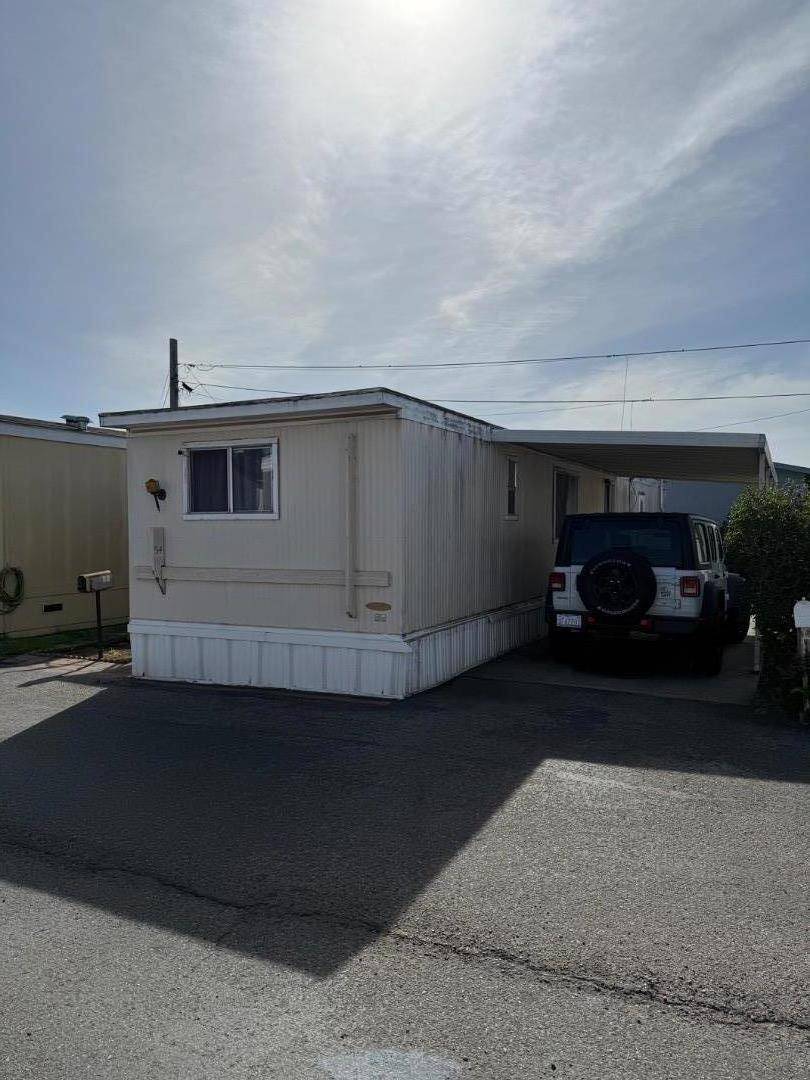Salinas, CA 93906,1117 BALDWIN 54