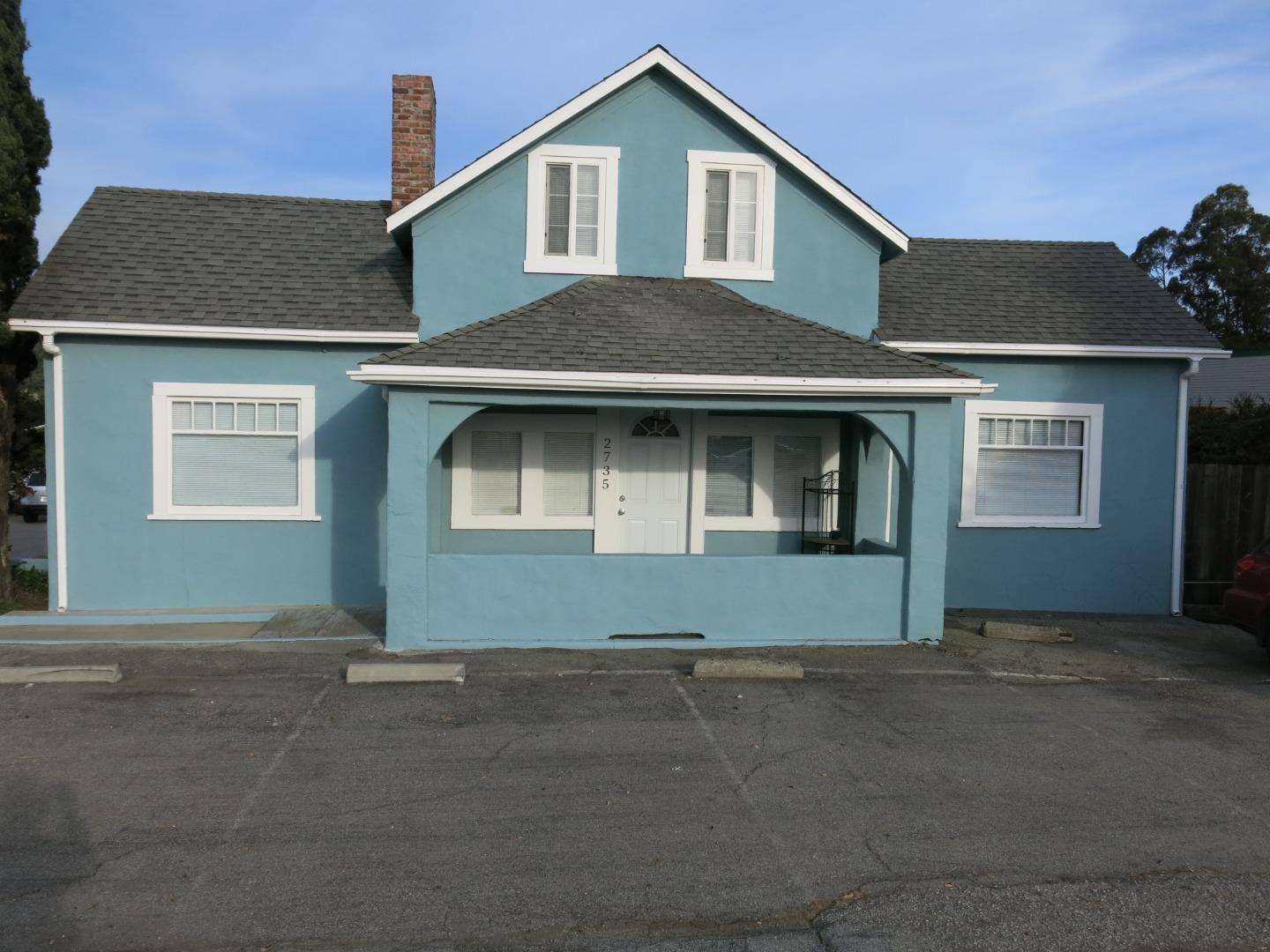Santa Cruz, CA 95062,2735-2737 Soquel AVE