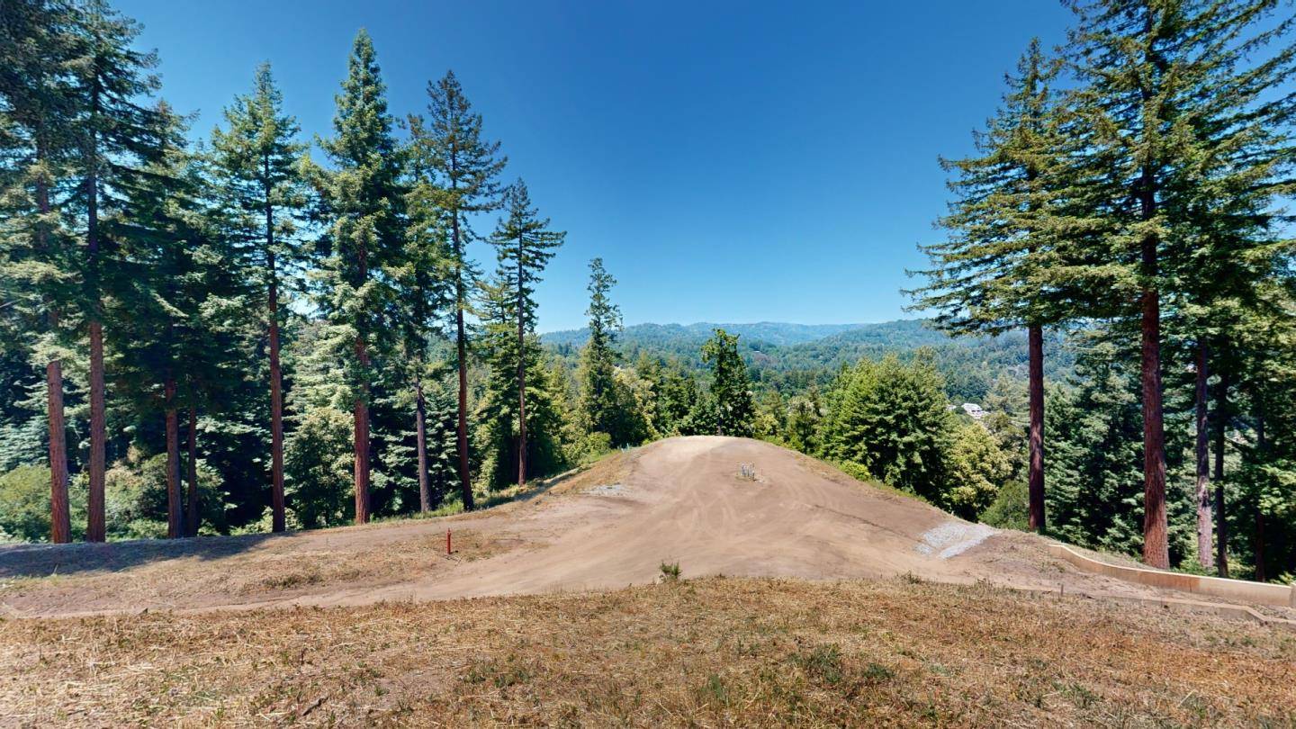 Aptos, CA 95003,2320 Newell DR