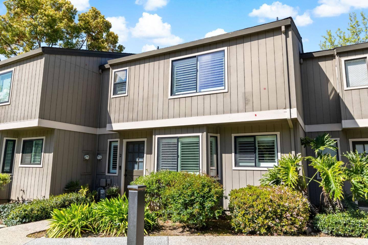 Los Gatos, CA 95032,435 Alberto WAY 2