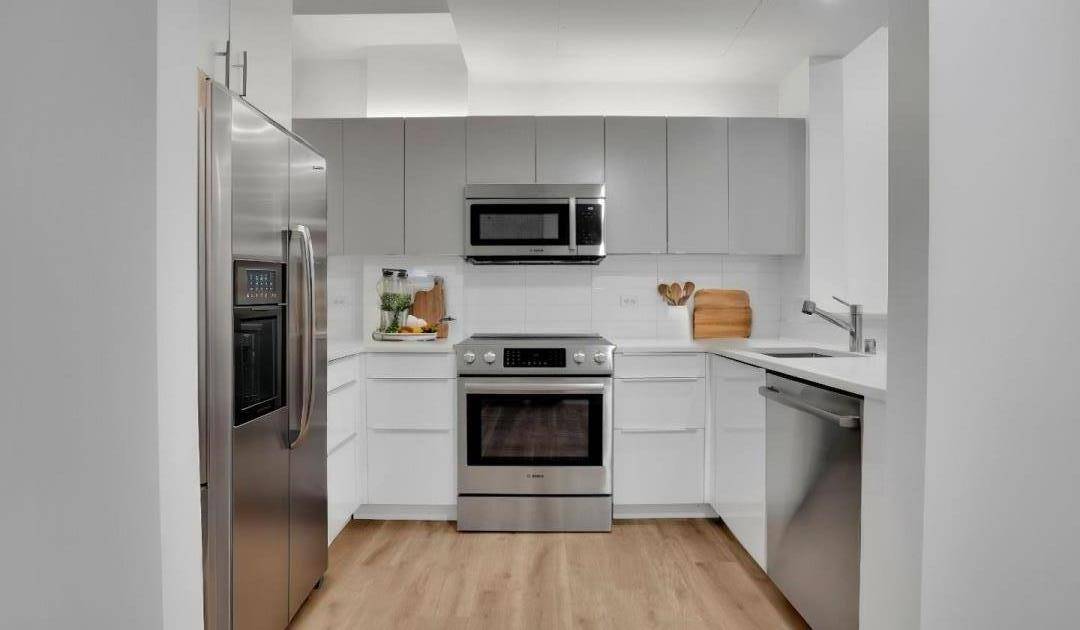 San Francisco, CA 94110,301 Bryant ST D11