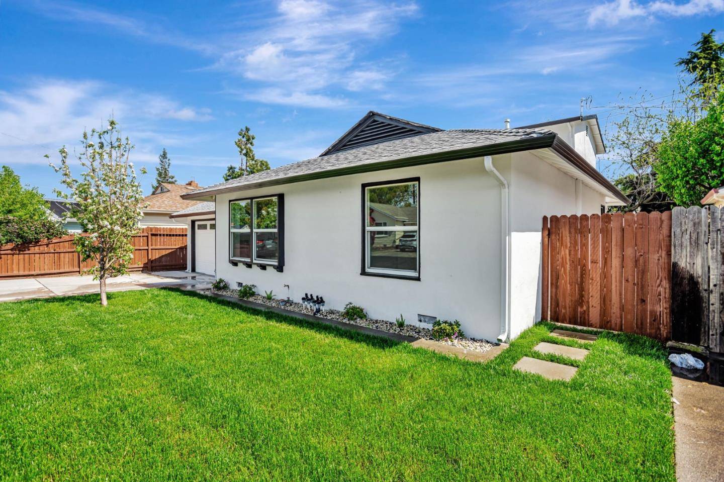 Vacaville, CA 95688,109 Maple ST