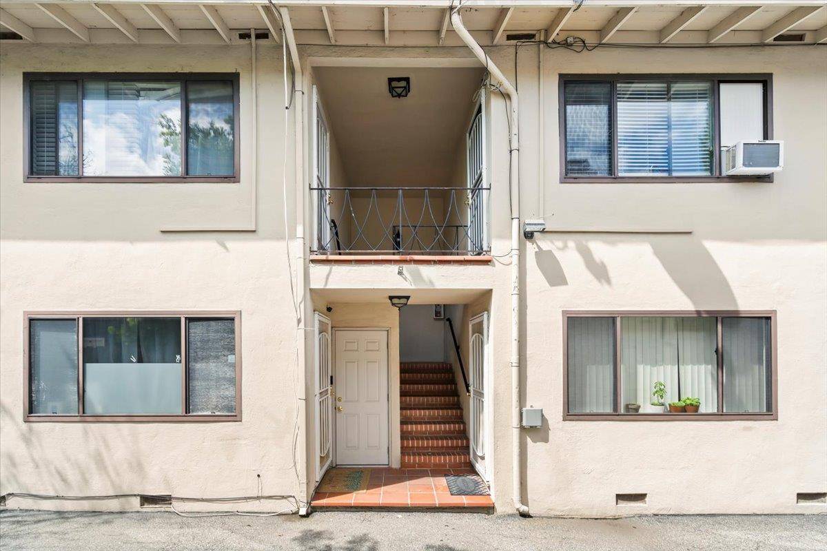 Redwood City, CA 94061,1172 Clinton ST