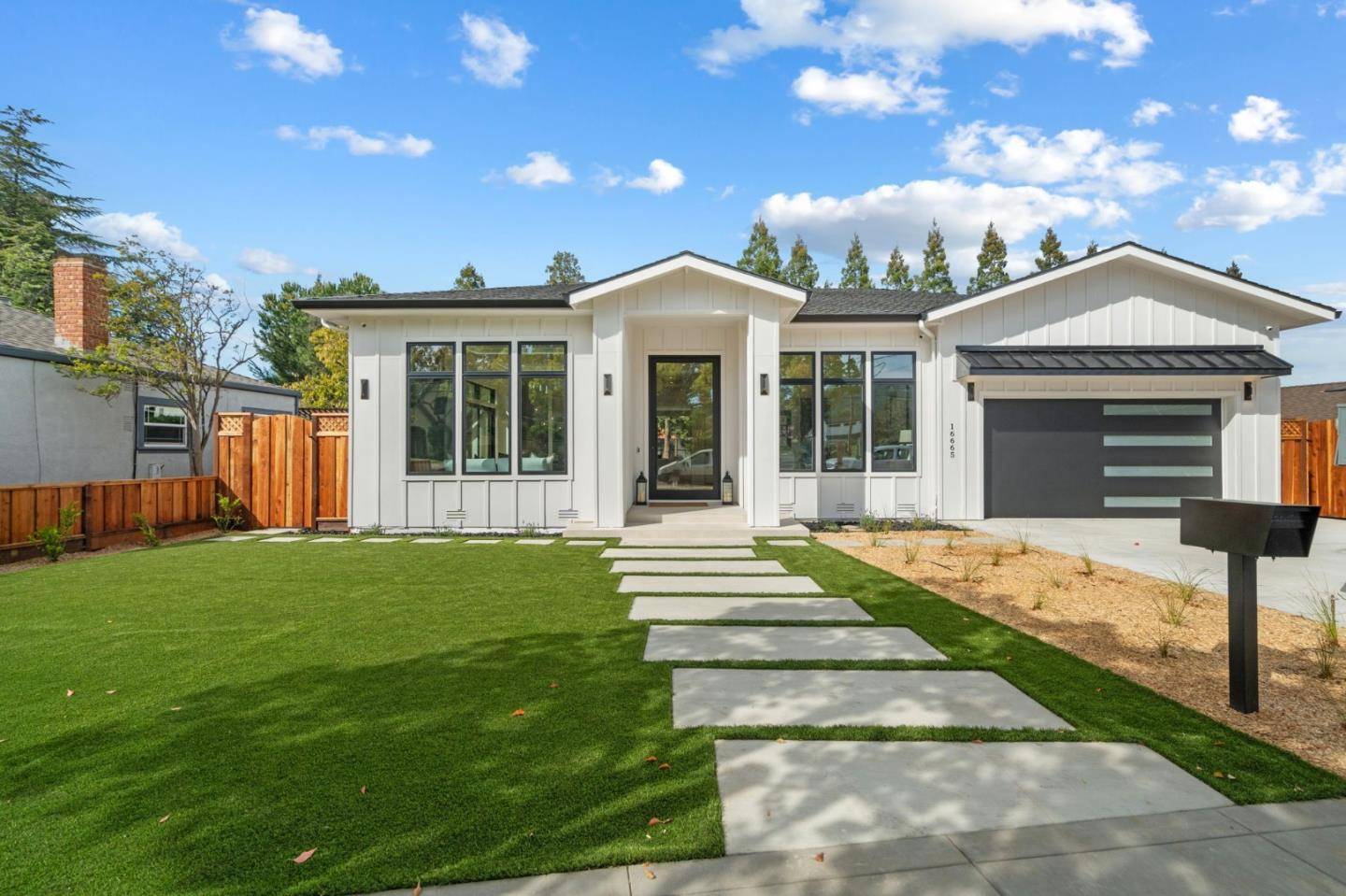 Los Gatos, CA 95032,16665 Magneson LOOP