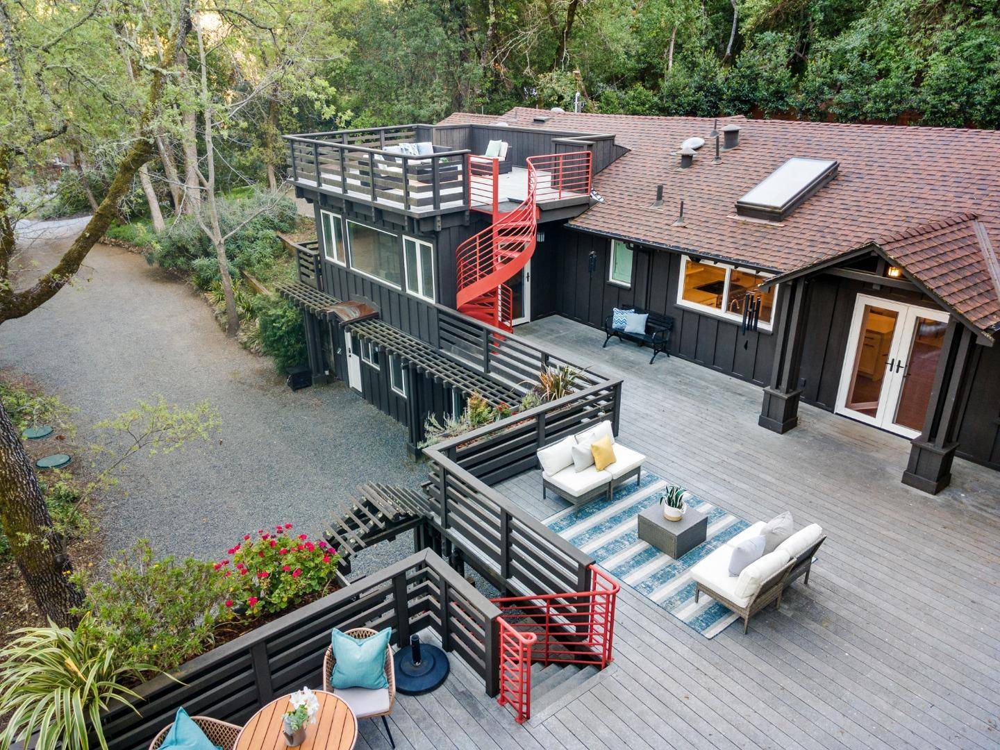 Portola Valley, CA 94028,176 Los Trancos CIR