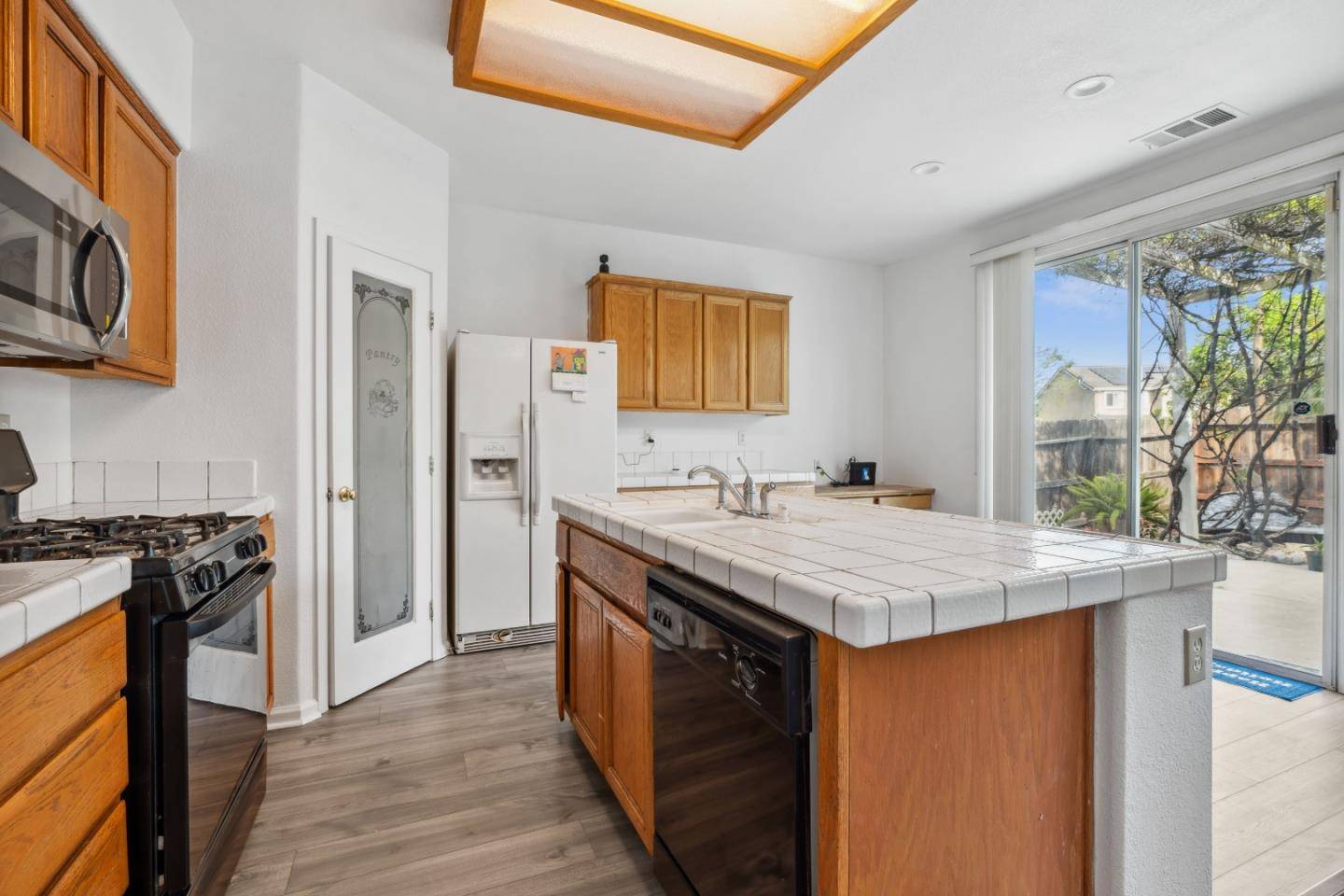 Stockton, CA 95206,4114 Van Gogh CT