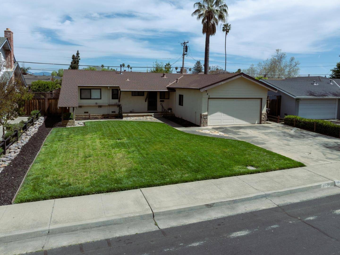 Campbell, CA 95008,240 Victor AVE
