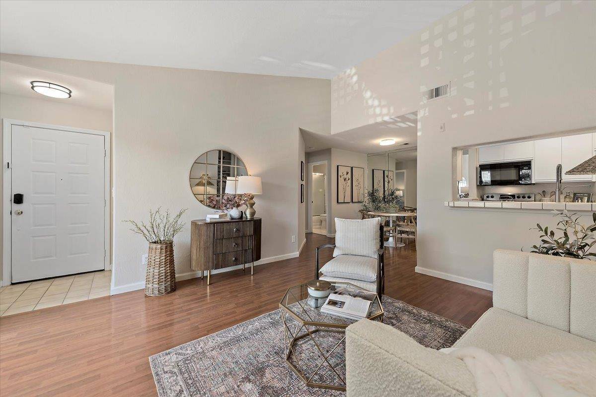 San Jose, CA 95123,5965 Lake Almanor DR