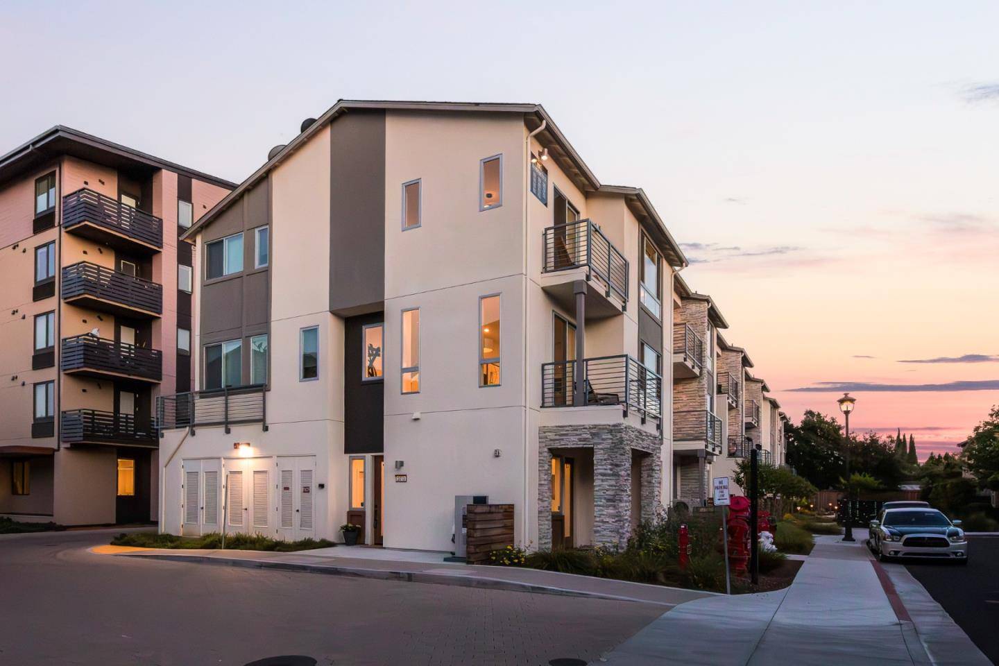 Santa Clara, CA 95050,2013 Worthington CIR