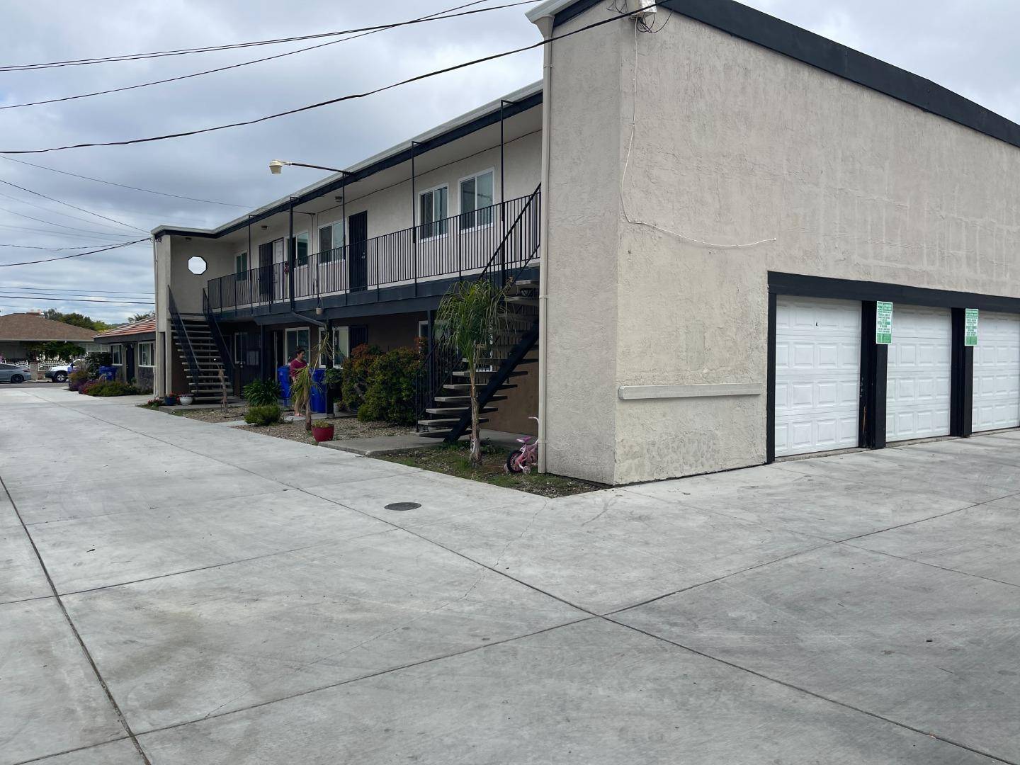 Hayward, CA 94541,323 Smalley AVE