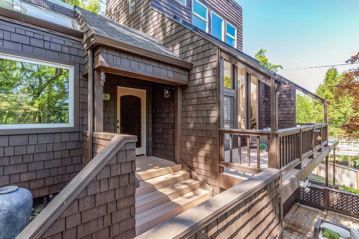 Portola Valley, CA 94028,128 Los Trancos CIR