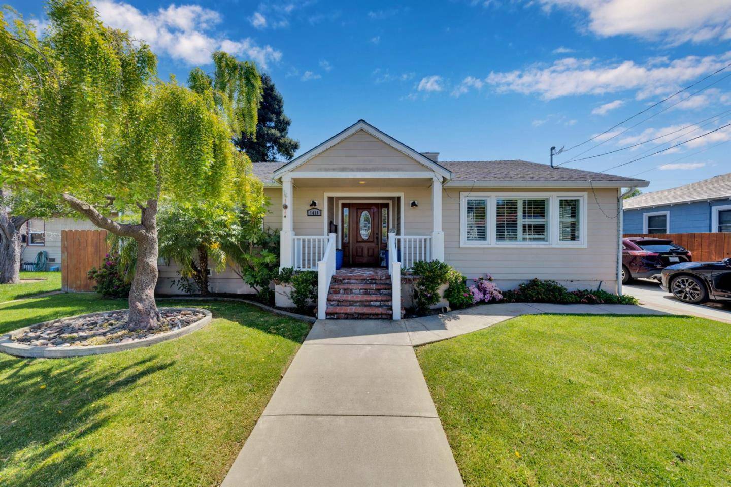 San Mateo, CA 94401,1418 Bradley CT