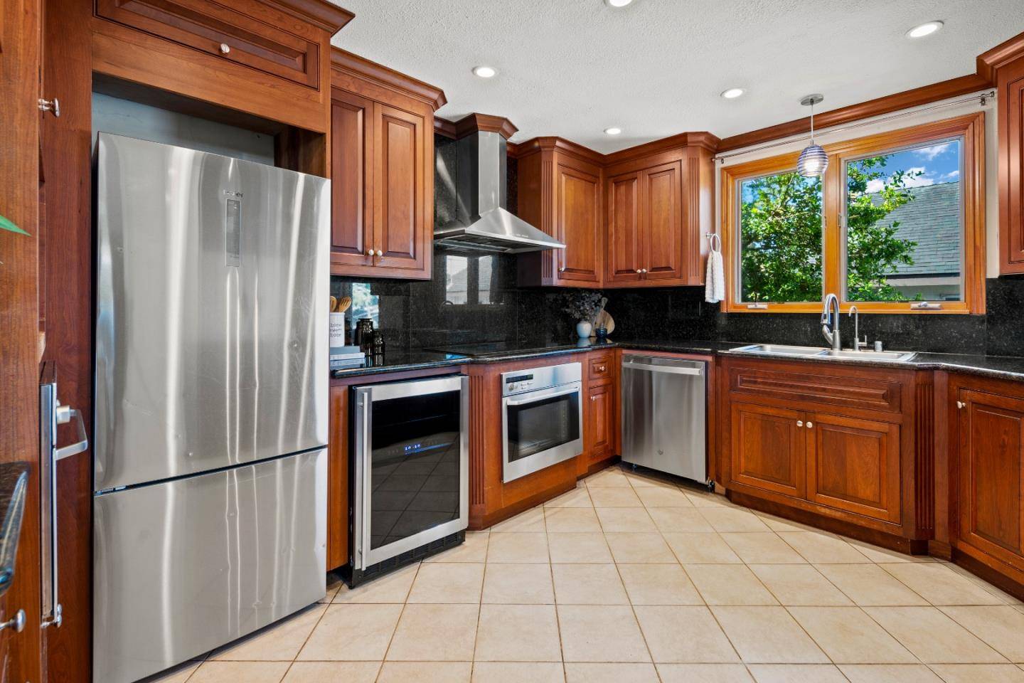 Pacific Grove, CA 93950,1307 Lawton AVE