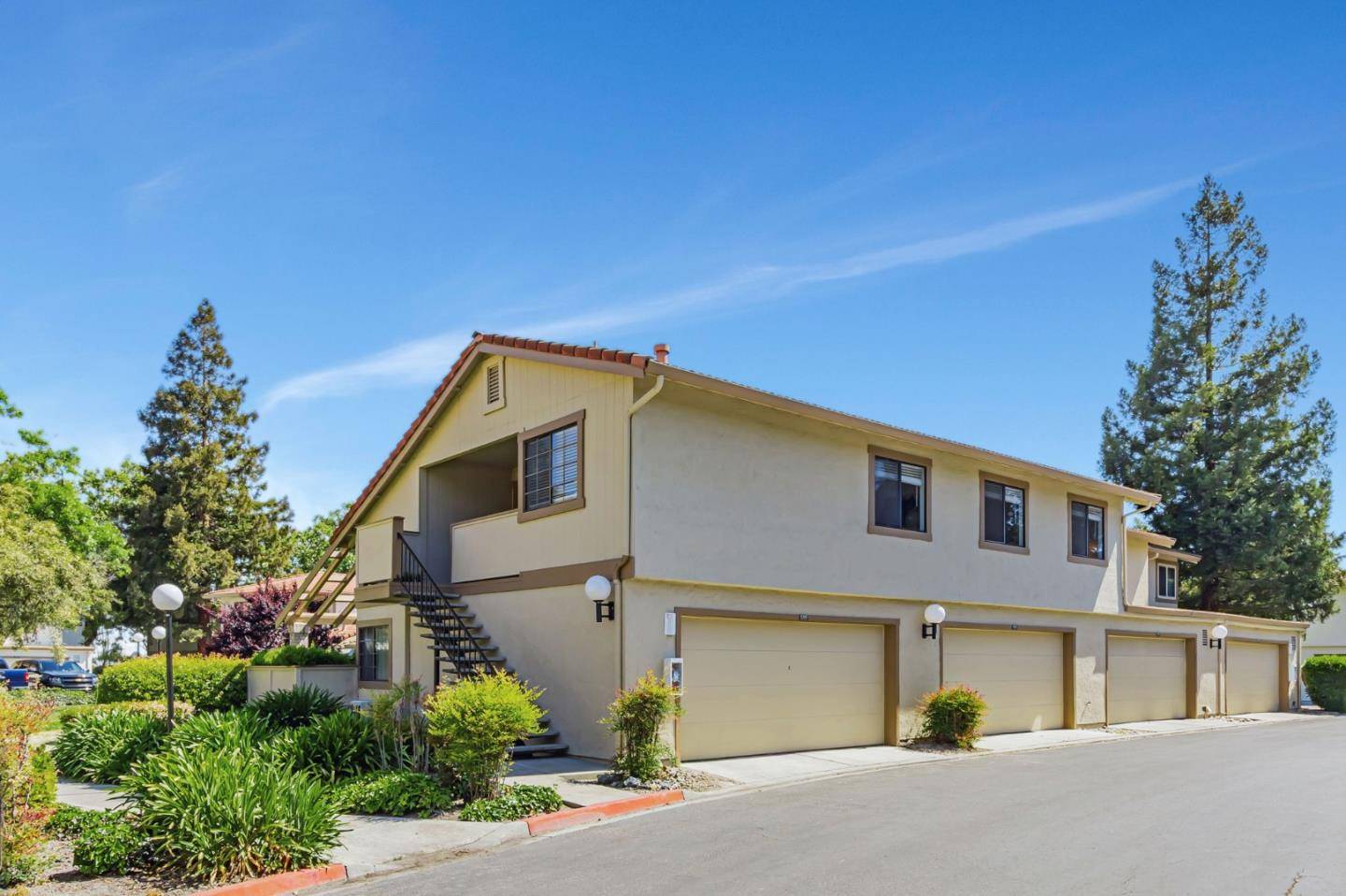 San Jose, CA 95123,5360 Colony Park CIR