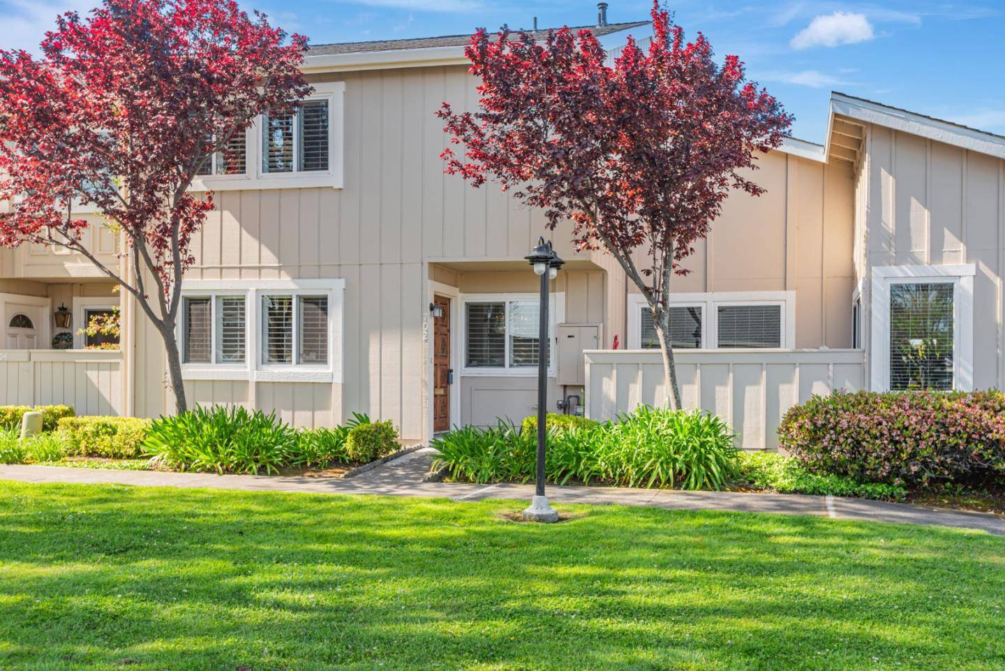 Foster City, CA 94404,702 Nina LN