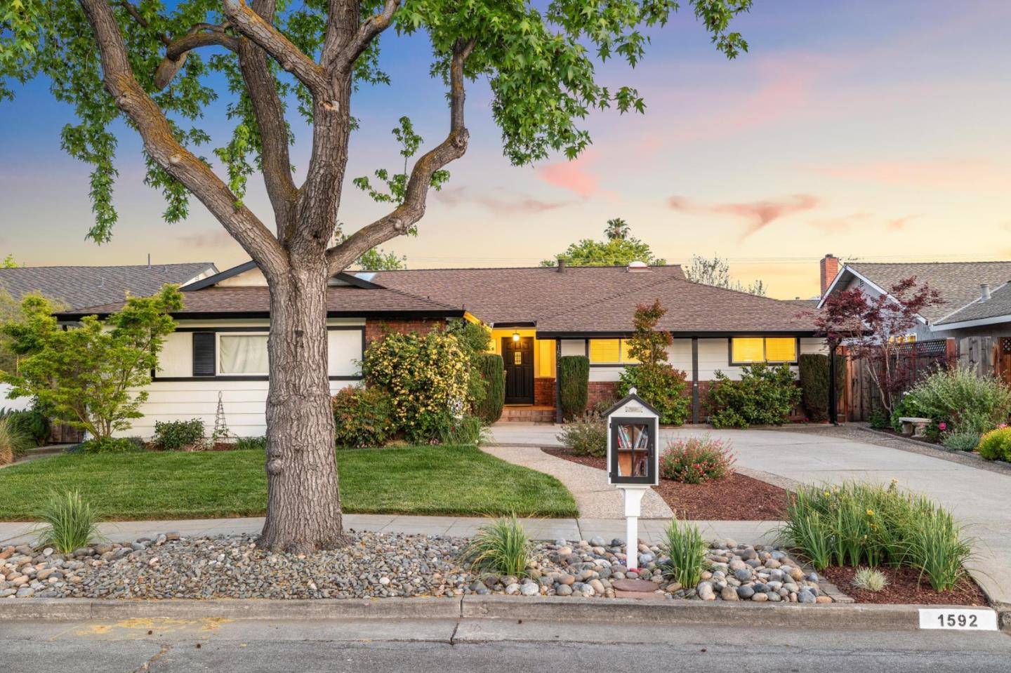 San Jose, CA 95118,1592 Chambers DR