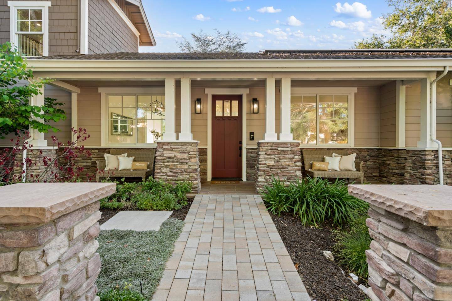Mountain View, CA 94040,2002 Sunnyview LN
