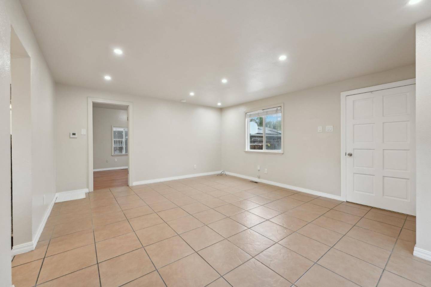 San Jose, CA 95112,295 N 16th ST