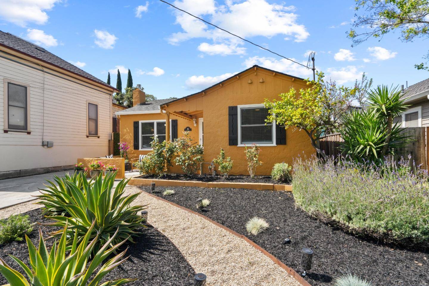 San Jose, CA 95126,1253 Hester AVE