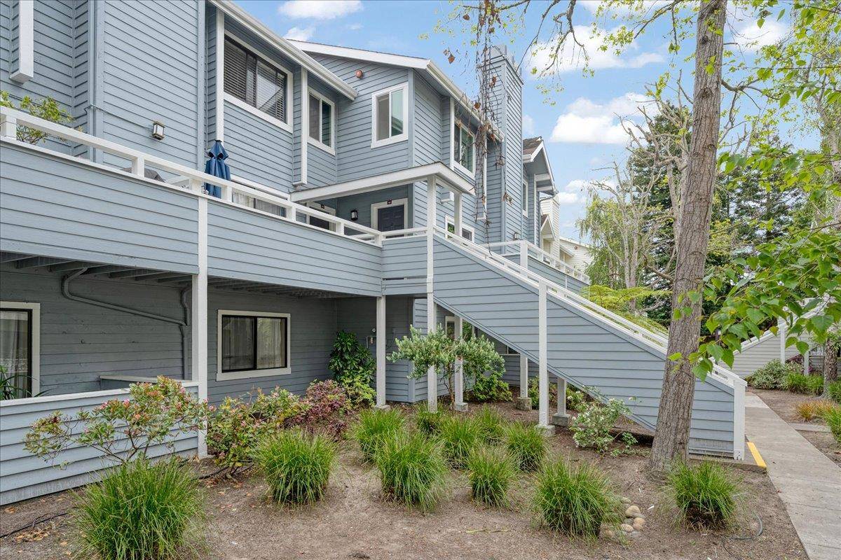 Santa Cruz, CA 95060,41 Grandview ST 705