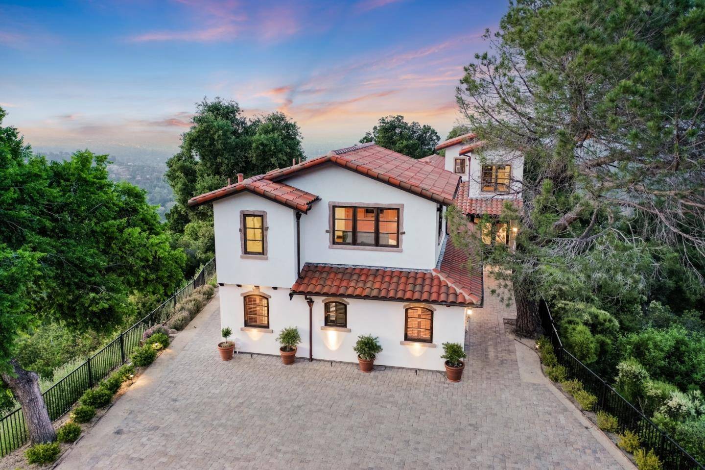 Saratoga, CA 95070,15431 Bohlman RD