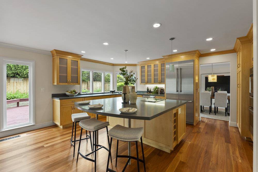 Half Moon Bay, CA 94019,2037 Touraine LN