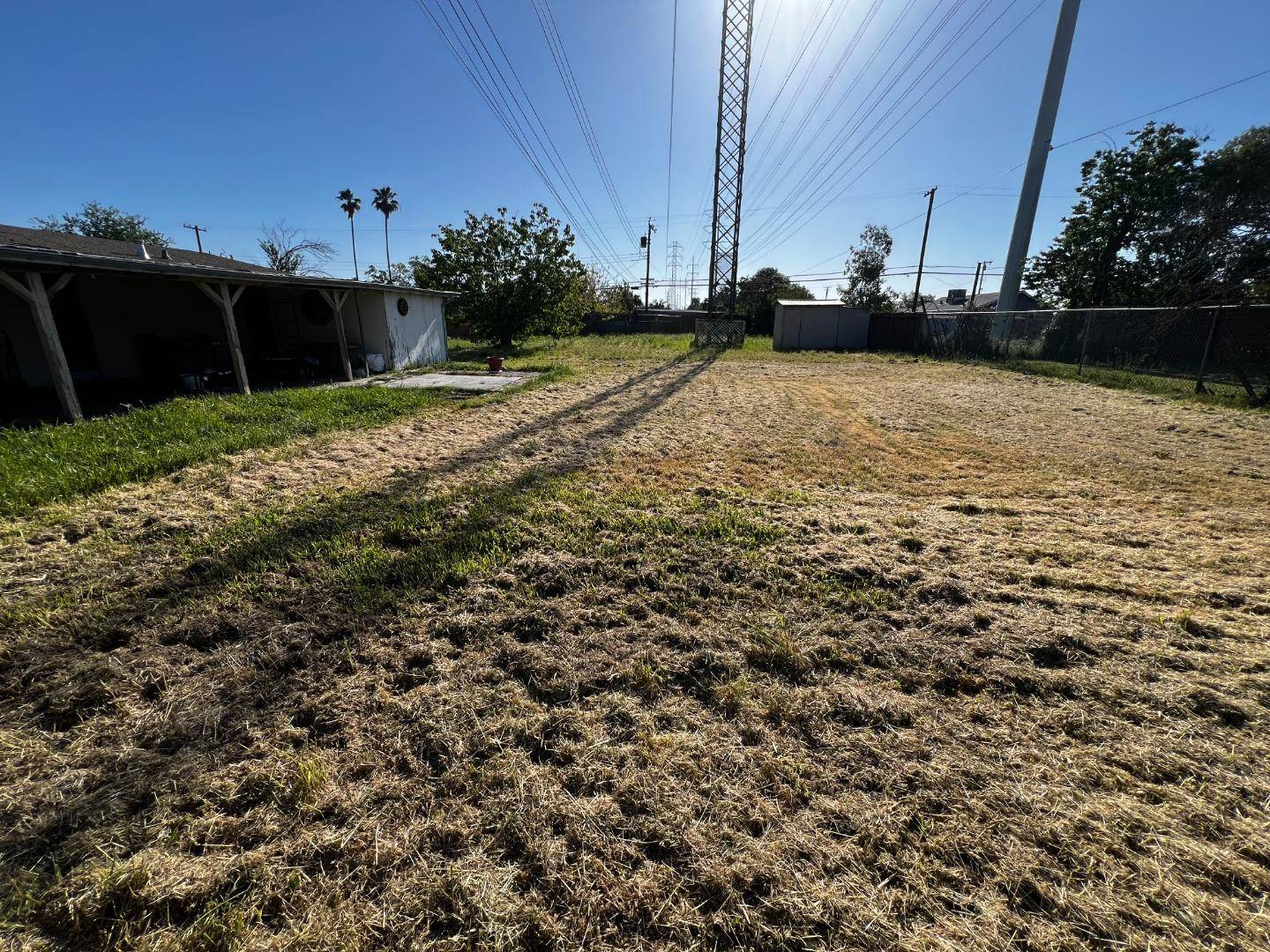 Sacramento, CA 95828,6429 Tapo CT