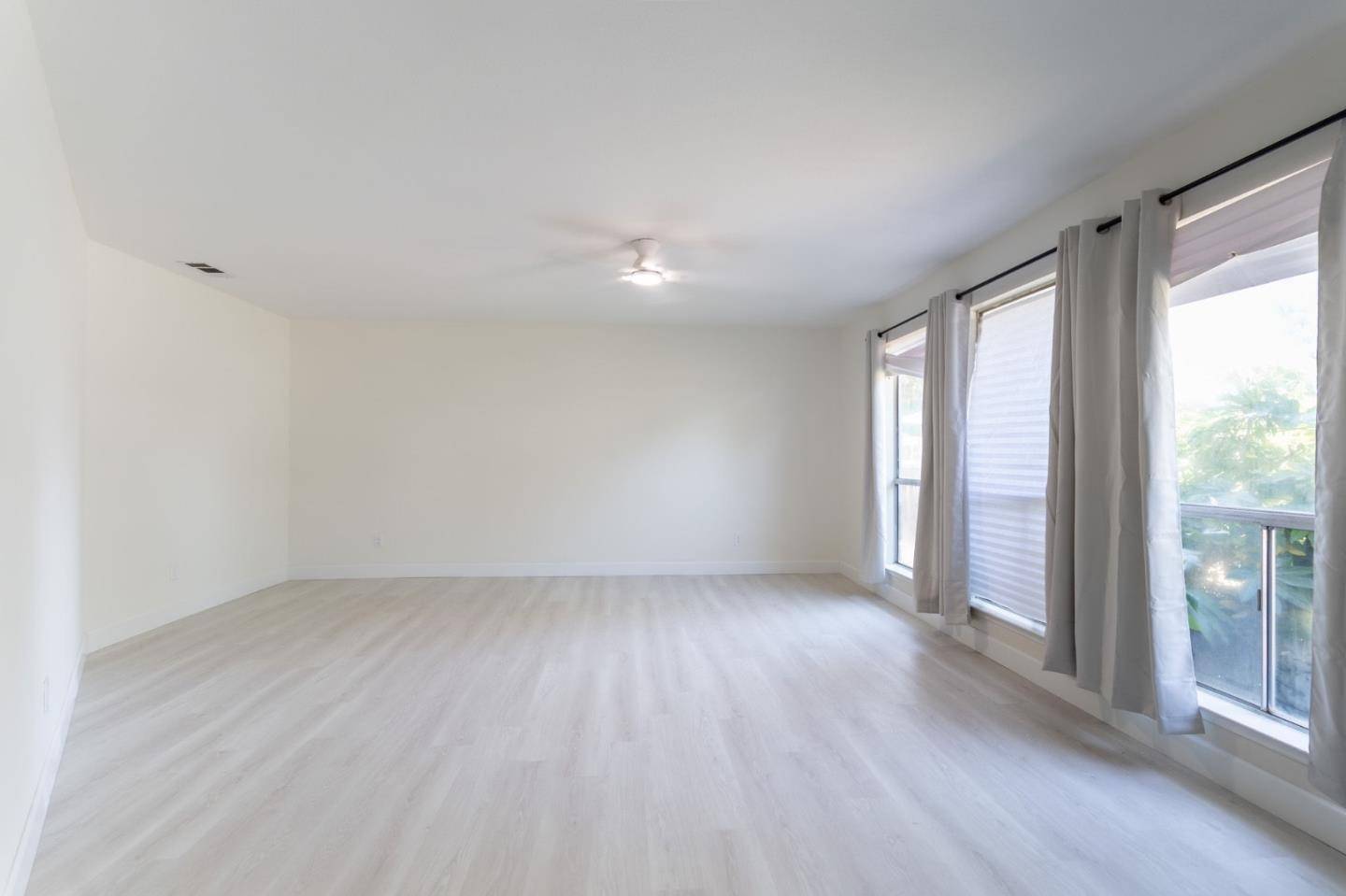 Fresno, CA 93705,2457 W San Gabriel AVE