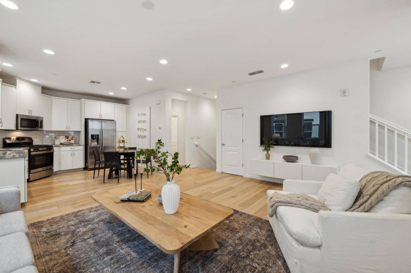 San Jose, CA 95111,2729 Ginoso CT 2