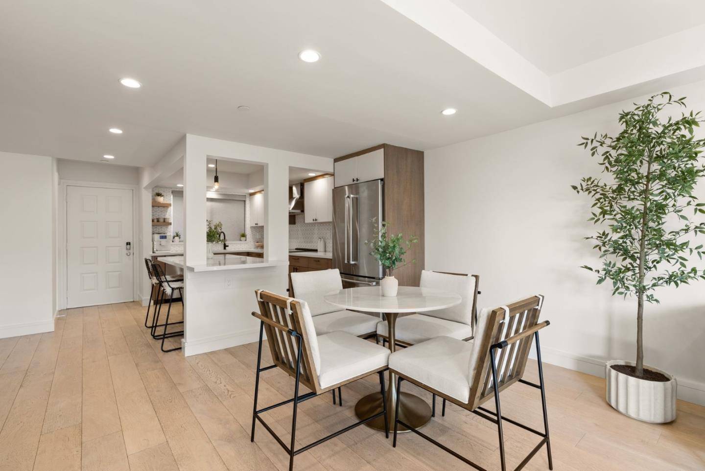 Palo Alto, CA 94301,685 High ST 2B