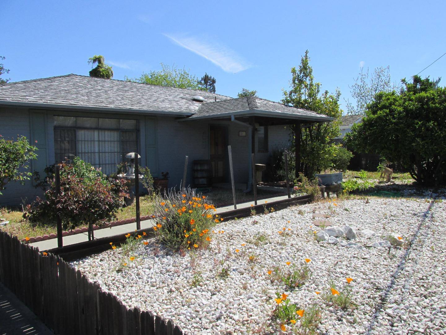 Hollister, CA 95023,861 Enterprise RD