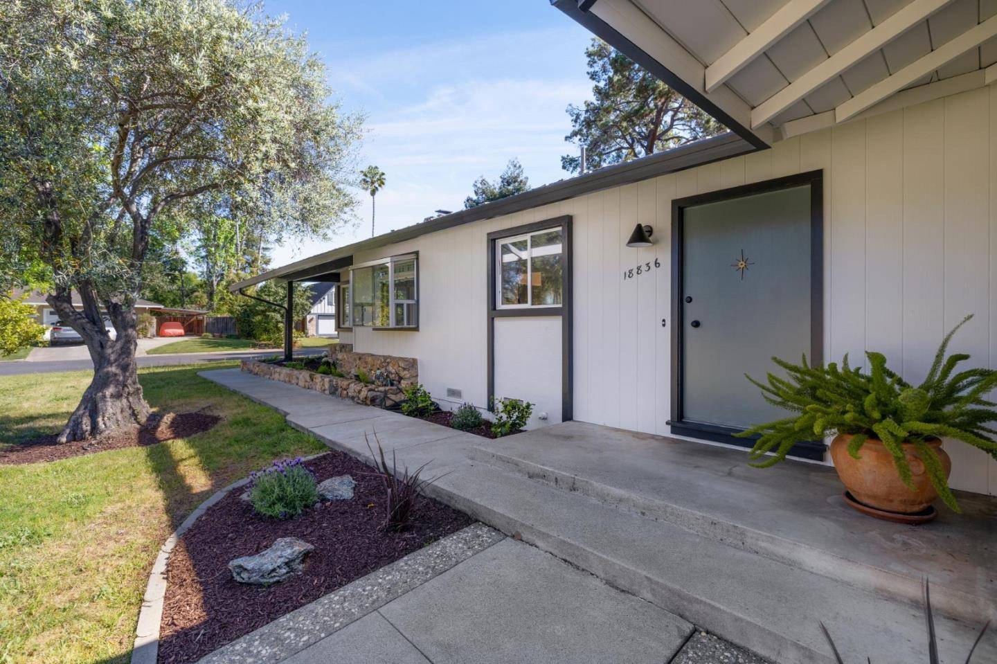 Saratoga, CA 95070,18836 Westview DR
