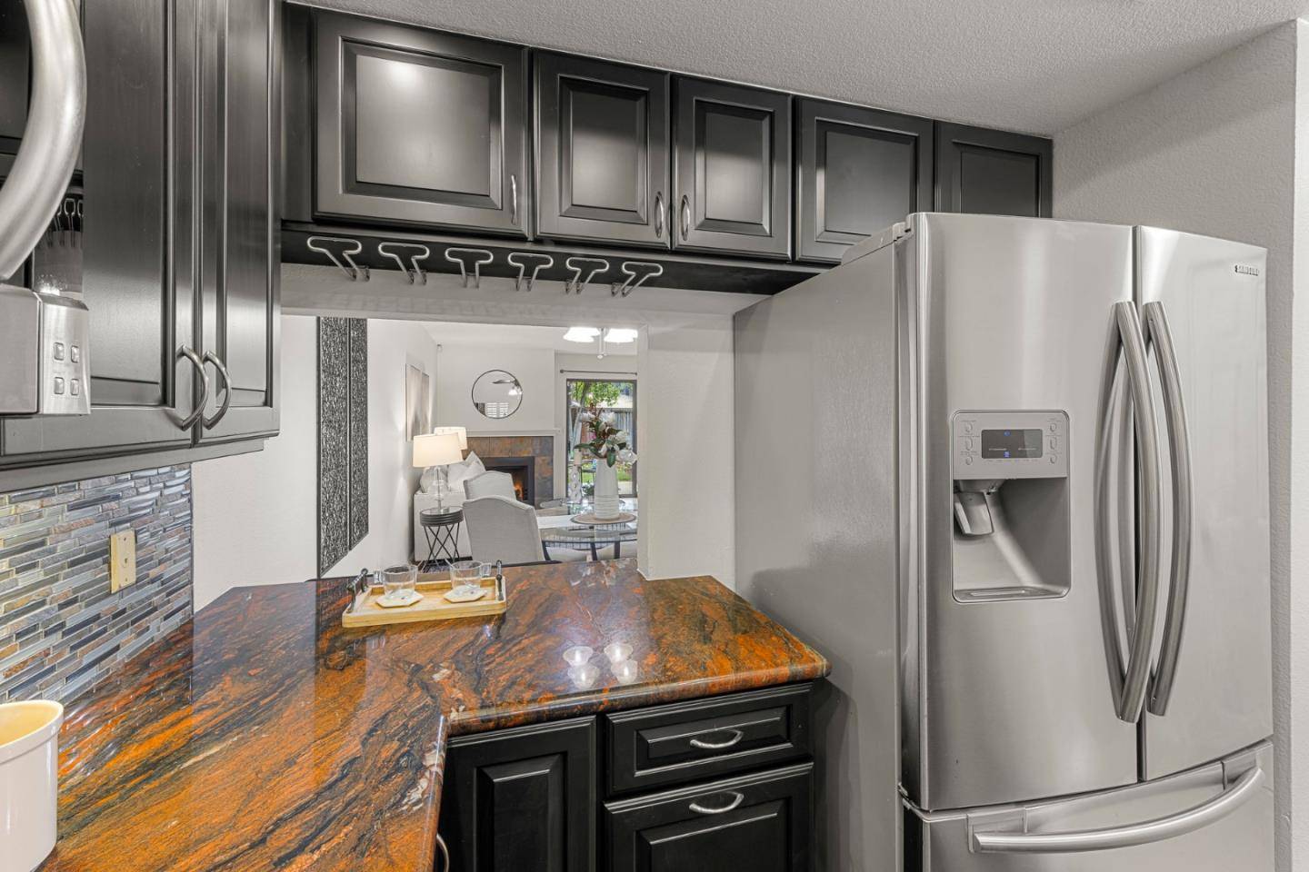 Morgan Hill, CA 95037,260 W Dunne AVE 4
