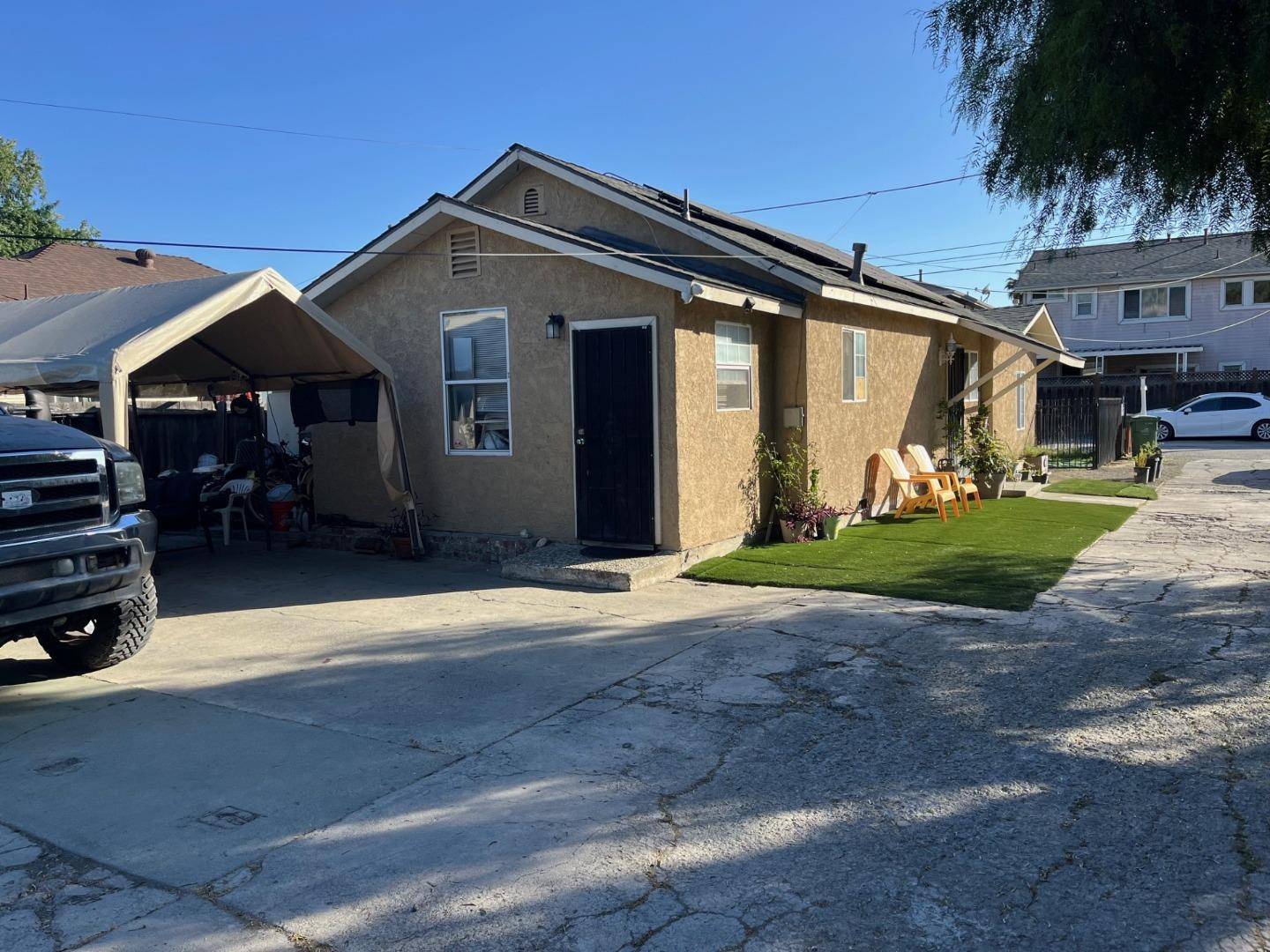 San Jose, CA 95116,2138 E San Antonio ST