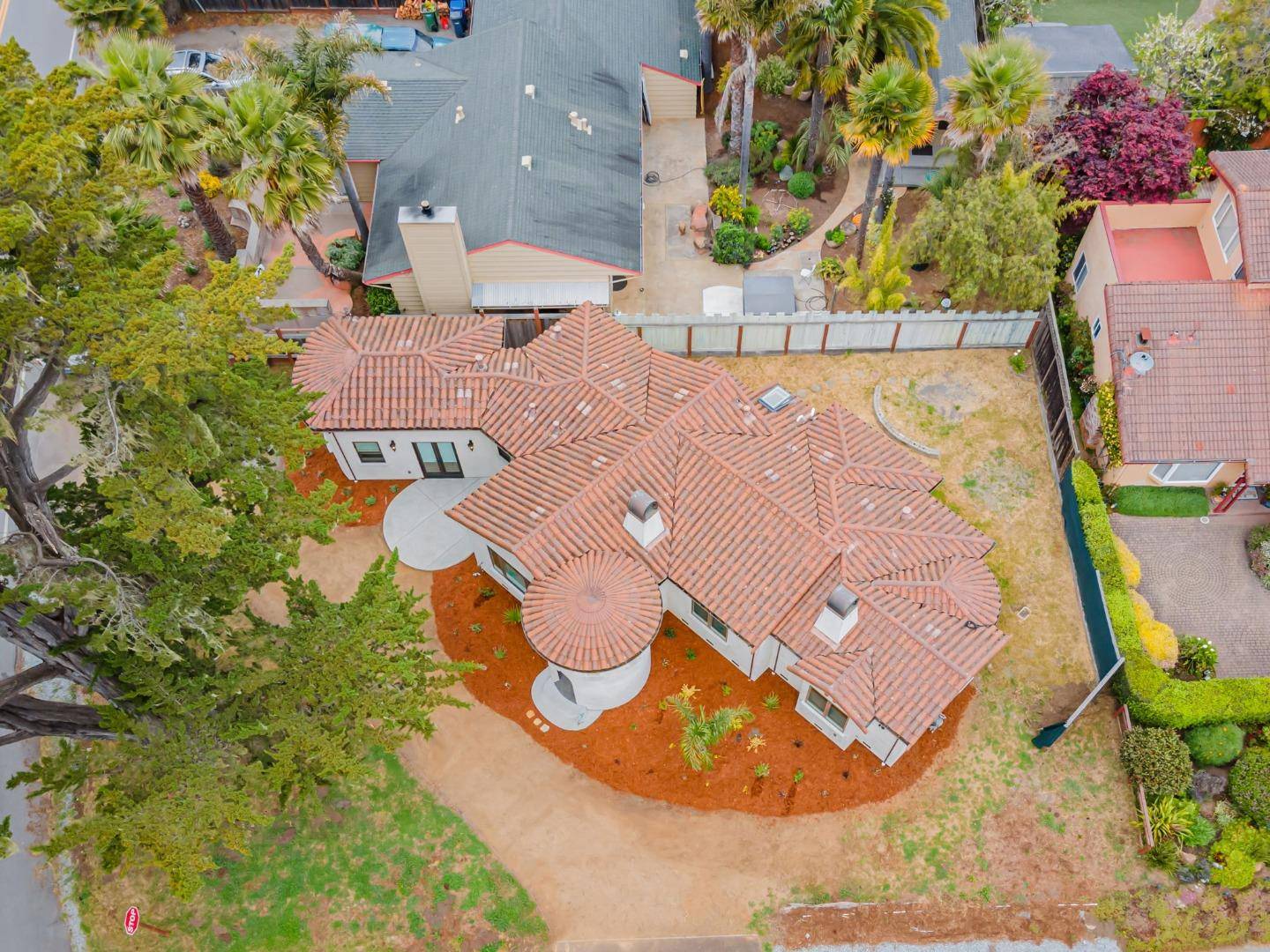 Aptos, CA 95003,505 Cliff DR