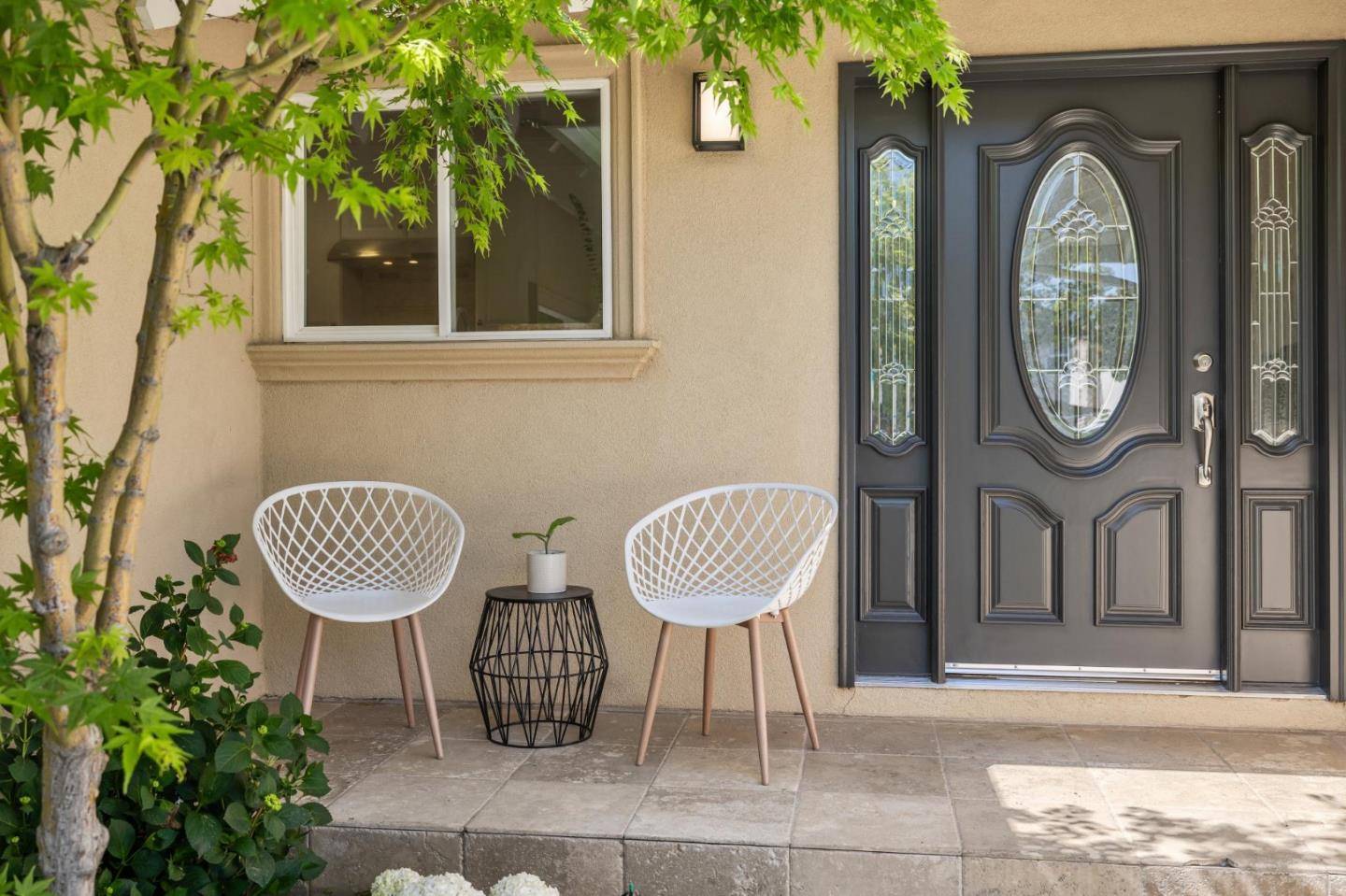 Cupertino, CA 95014,20091 La Roda CT