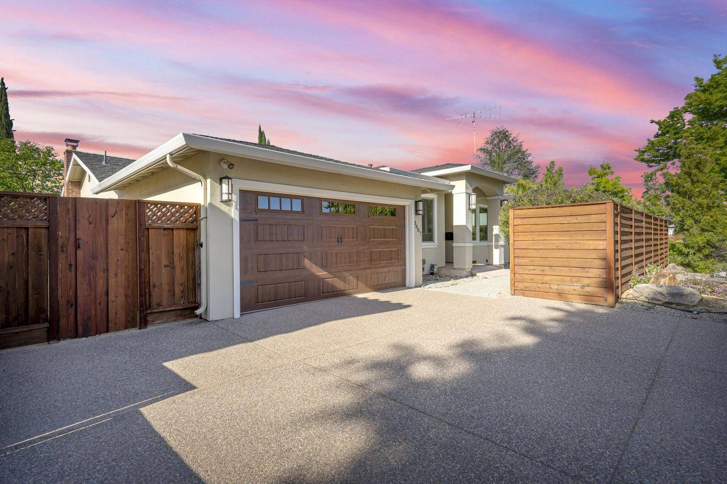 Campbell, CA 95008,3887 Acapulco DR