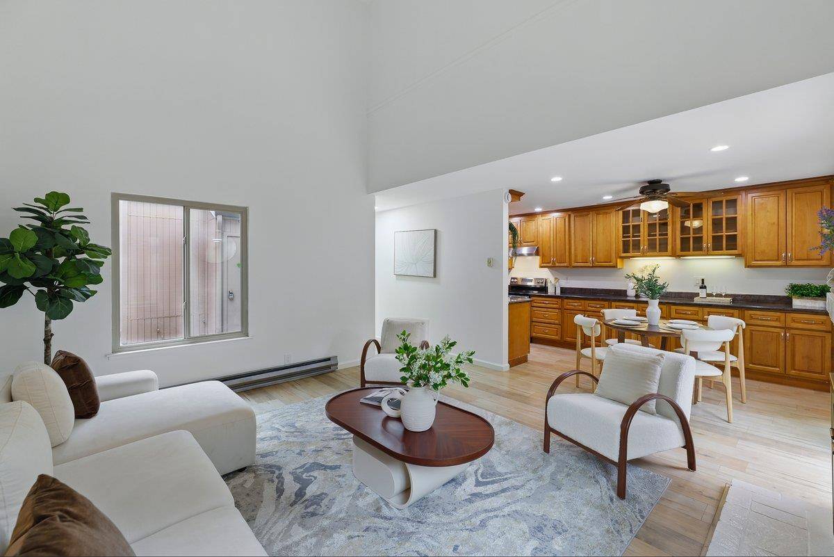 Santa Clara, CA 95051,2427 South DR