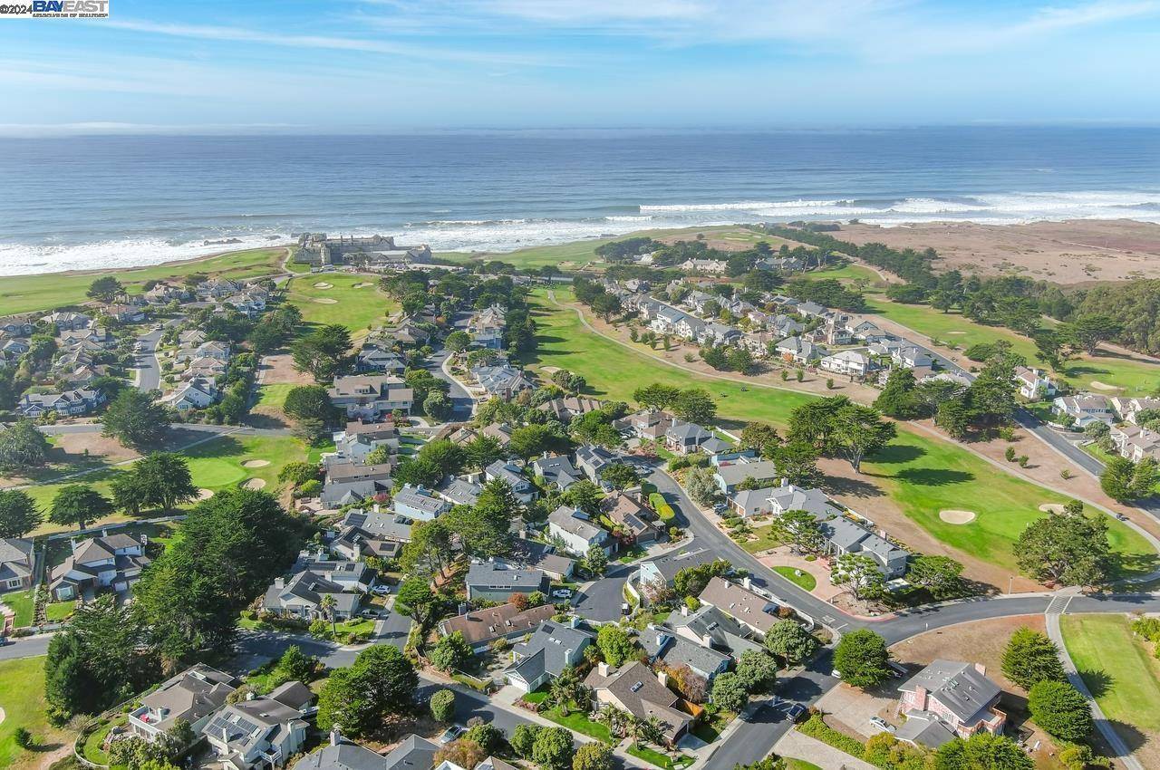 Half Moon Bay, CA 94019,2100 Winged Foot RD