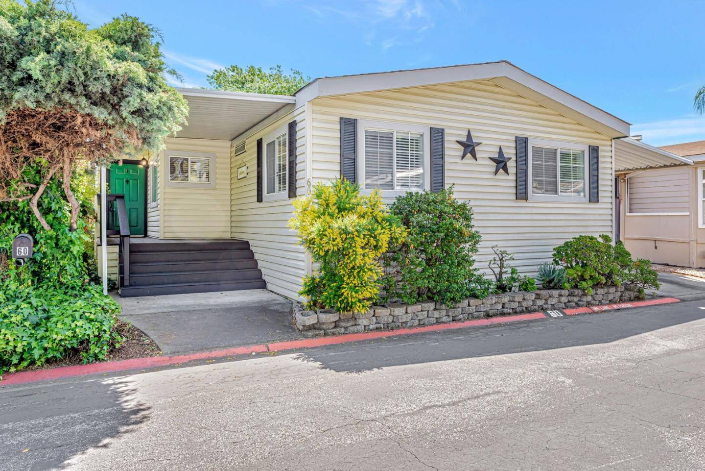 Sunnyvale, CA 94086,125 N Mary AVE 60